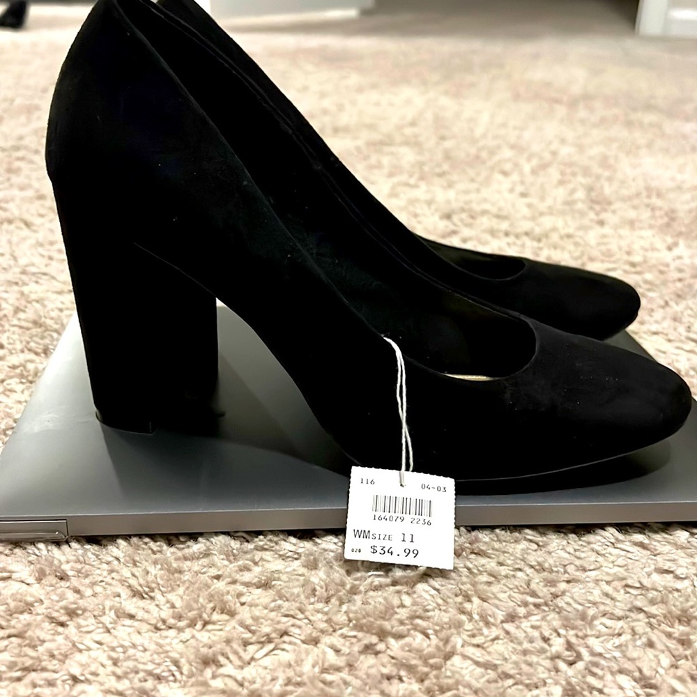 Black Chunky Heels